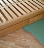 Dvigulė medinė miegamojo lova. Du atlošai. Medis uosis (ML6)