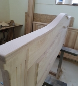 Gaminama: Dvigulė medinė miegamojo lova. Su patalynės stalčiais. Medis uosis (ML59)