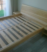 Dvigulė medinė miegamojo lova. Be patalynės stalčių. Medis uosis (ML28)