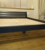 Dvigulė medinė miegamojo lova. Be patalynės stalčių. Medis uosis (ML39)